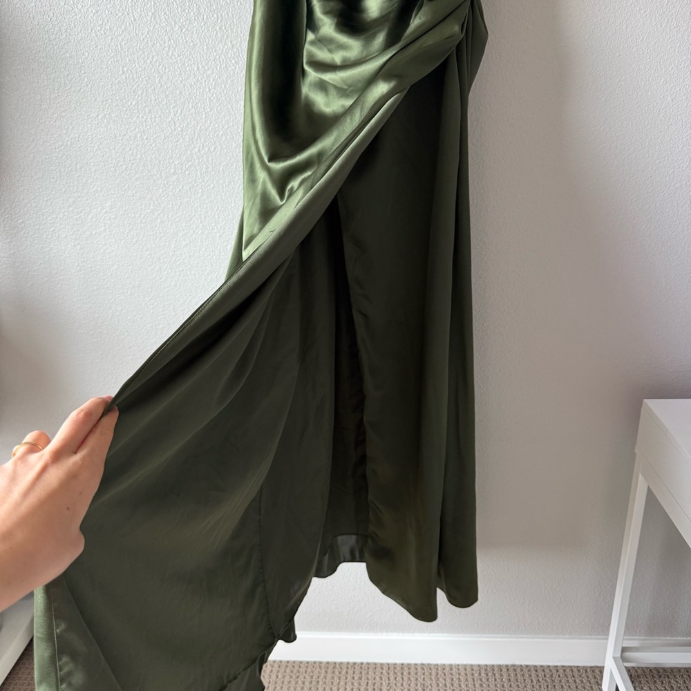Galina Signature Dress Draped Formal Wedding - Picture 10 of 11